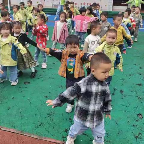 小雨点幼儿园中一班下半学期精彩瞬间回顾