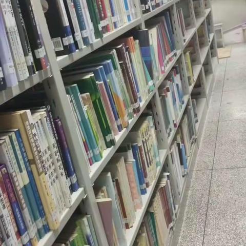 【中护160班】图书馆劳动实践