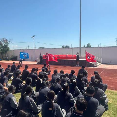 贾汪猎鹰应急救援队青山泉中队进入贾汪德硕学校防溺水“零容忍”—安全主题讲座 2024年5月10日