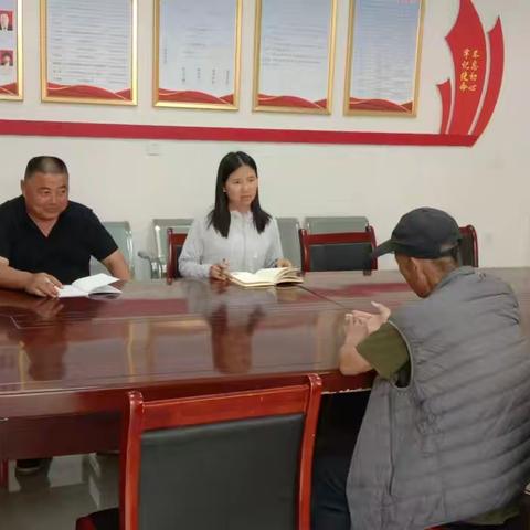 狄邱乡开展人大代表“接待日”活动
