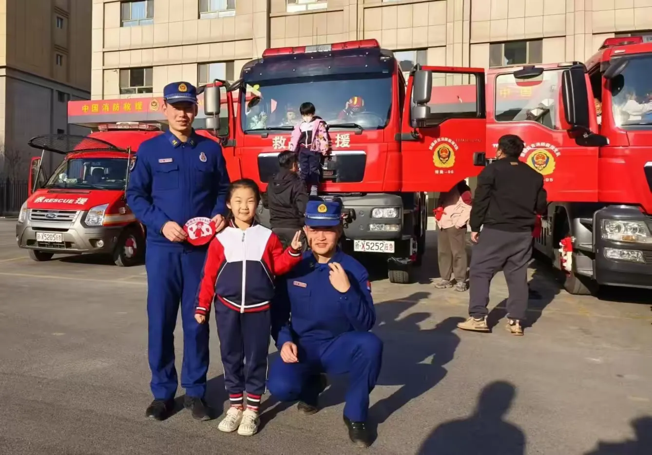 简篇-消防安全 携手“童”行——昌吉市第六幼儿园社会实践活动