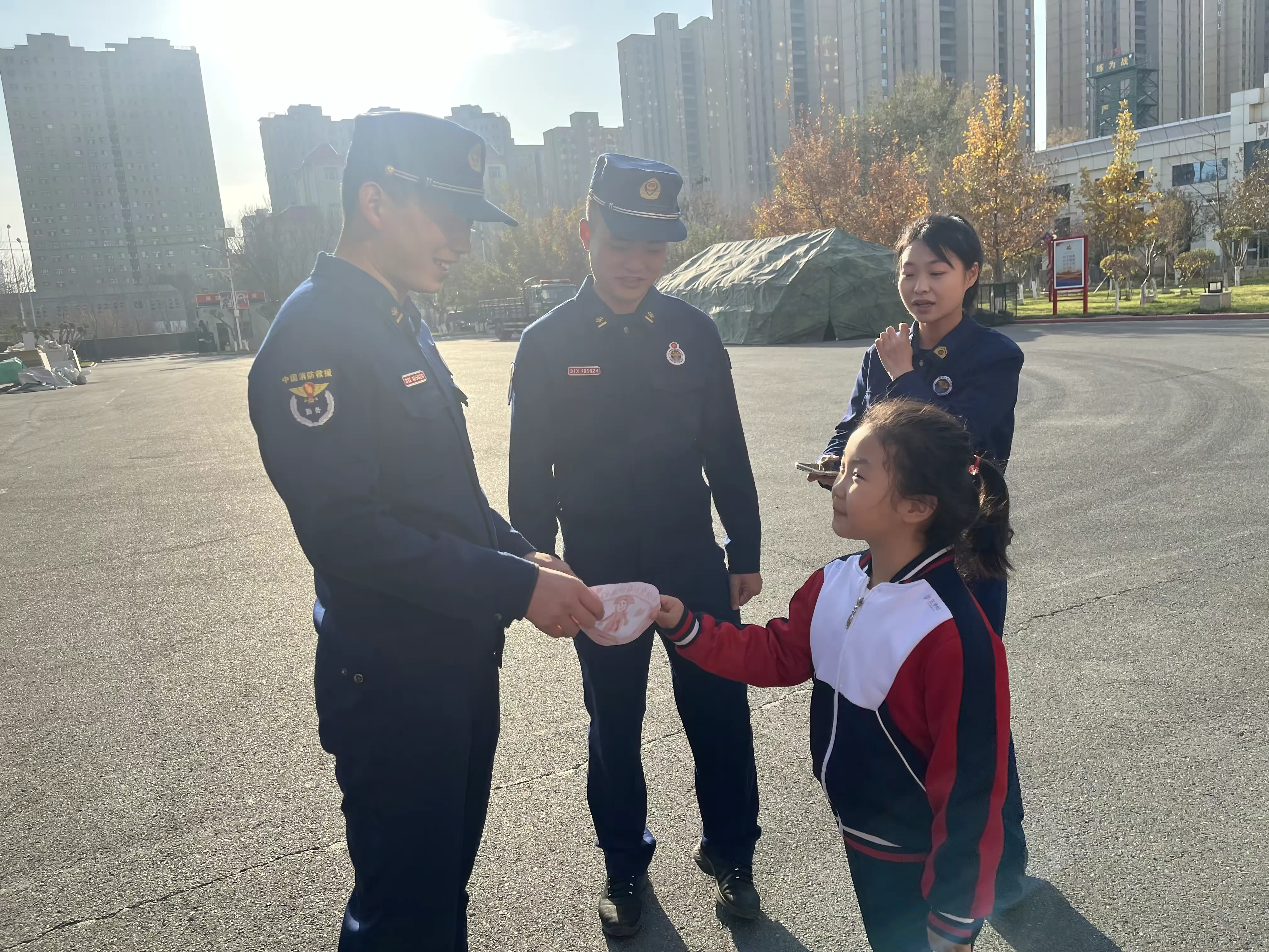 简篇-消防安全 携手“童”行——昌吉市第六幼儿园社会实践活动