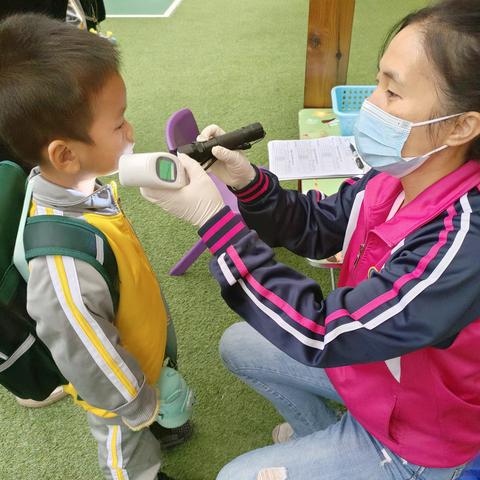 幼儿园一日生活回顾