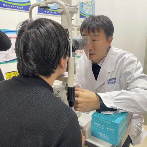 【医学专家曲周行】知名专家莅临曲周，助力眼科医疗发展