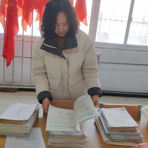 常规检查促提升——槐阳小学高年级数学组教学常规检查