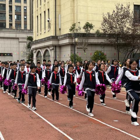 北京市朝阳区实验小学贵阳分校六年级秋季运动会活动