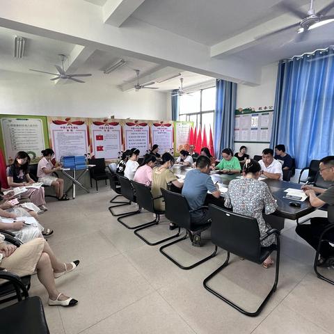 家访暖人心   关爱显真情      ——福州市北园小学家访活动报道