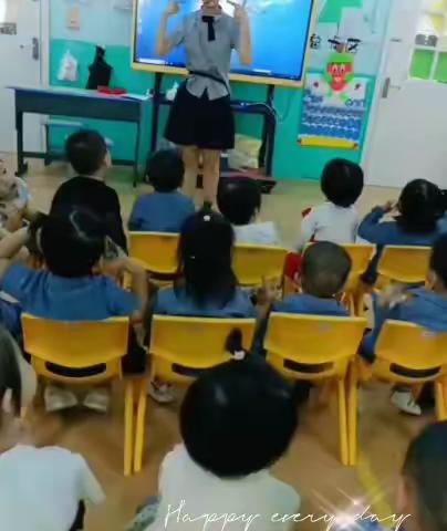 博学幼儿园欢欢班第十一周幼儿园生活