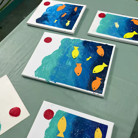 双桥实验小学美术社——海洋世界的童趣探索