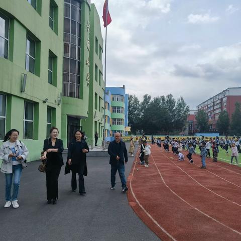 筑牢卫生保健 守护学生健康 ——鸡西市鸡冠区兴国小学迎接教育卫生保健所防近视工作验收检查