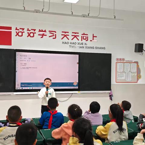 班级讲故事比赛：童声里的精彩世界