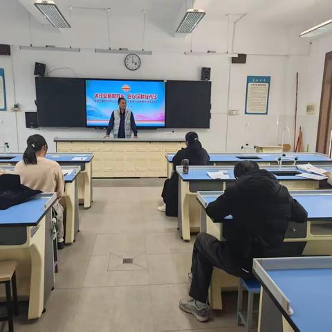 述评磨砺助成长 匠心深耕绽芳华 --------记嘉积中学初中历史组2025-2026学年度第一学期教学述评活动