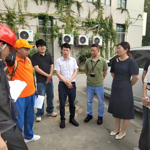 【平安护航 绿色先行】马田街道开展新能源汽车充电场站“五一”节前安全大检查，筑牢假期安全防线