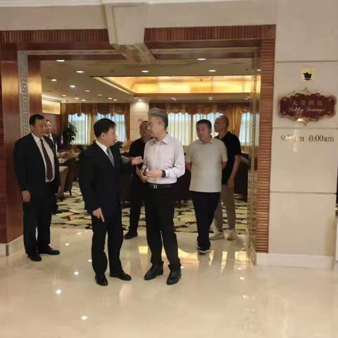 首旅资管领导带队赴新世纪饭店开展防汛安全专检查
