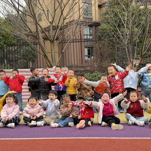 观山湖区第四十一幼儿园🎈小五班👫快乐的第三周学习游戏篇❤️宝贝热线☎️--0851—82216170