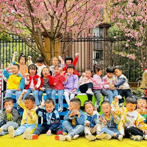 观山湖区第四十一幼儿园🎈小五班👫快乐的一周学习游戏篇❤️宝贝热线☎️0851－82216170