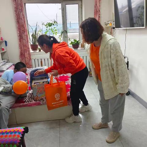 翠岗镇民政服务站开展“情暖童心、快乐六一”儿童节主题活动