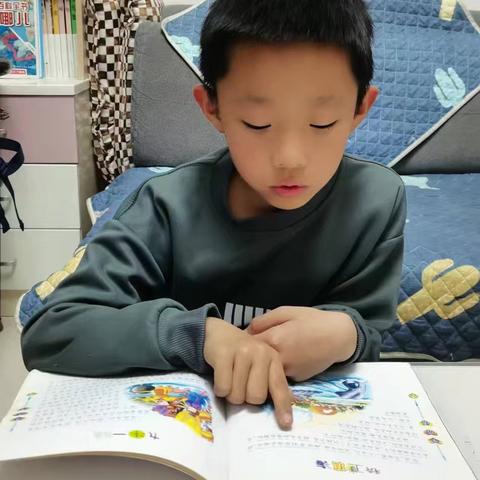 书香润心灵 阅读伴成长