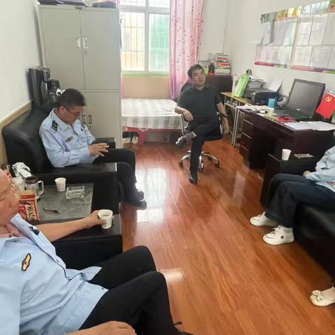 以“检”促优，落到“食”处——广济镇永红小学迎接市场监督管理所检查食堂工作