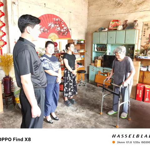 网格员走访入户：编织社区温暖纽带