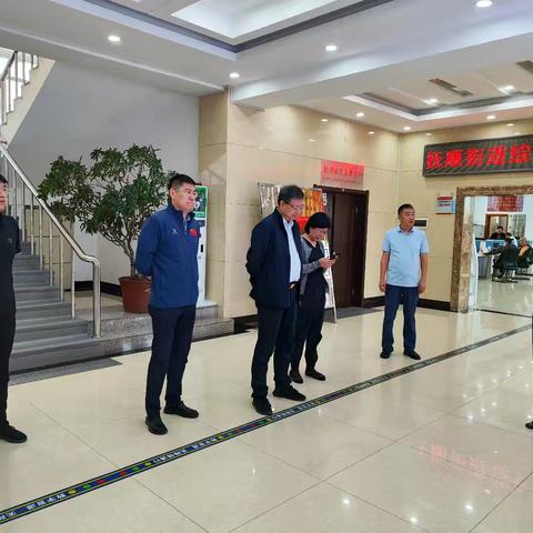 江西省人大调研道里区居家社区养老服务工作