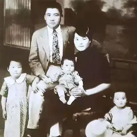 被窝故事，红绿蓝里读山河｜“红色篇·山河铸魂”共读经典话团结（第二十二期）