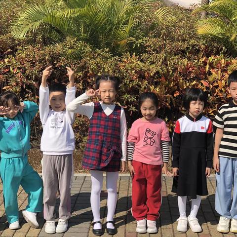 罗租小学2023届一4⃣️班读书活动
