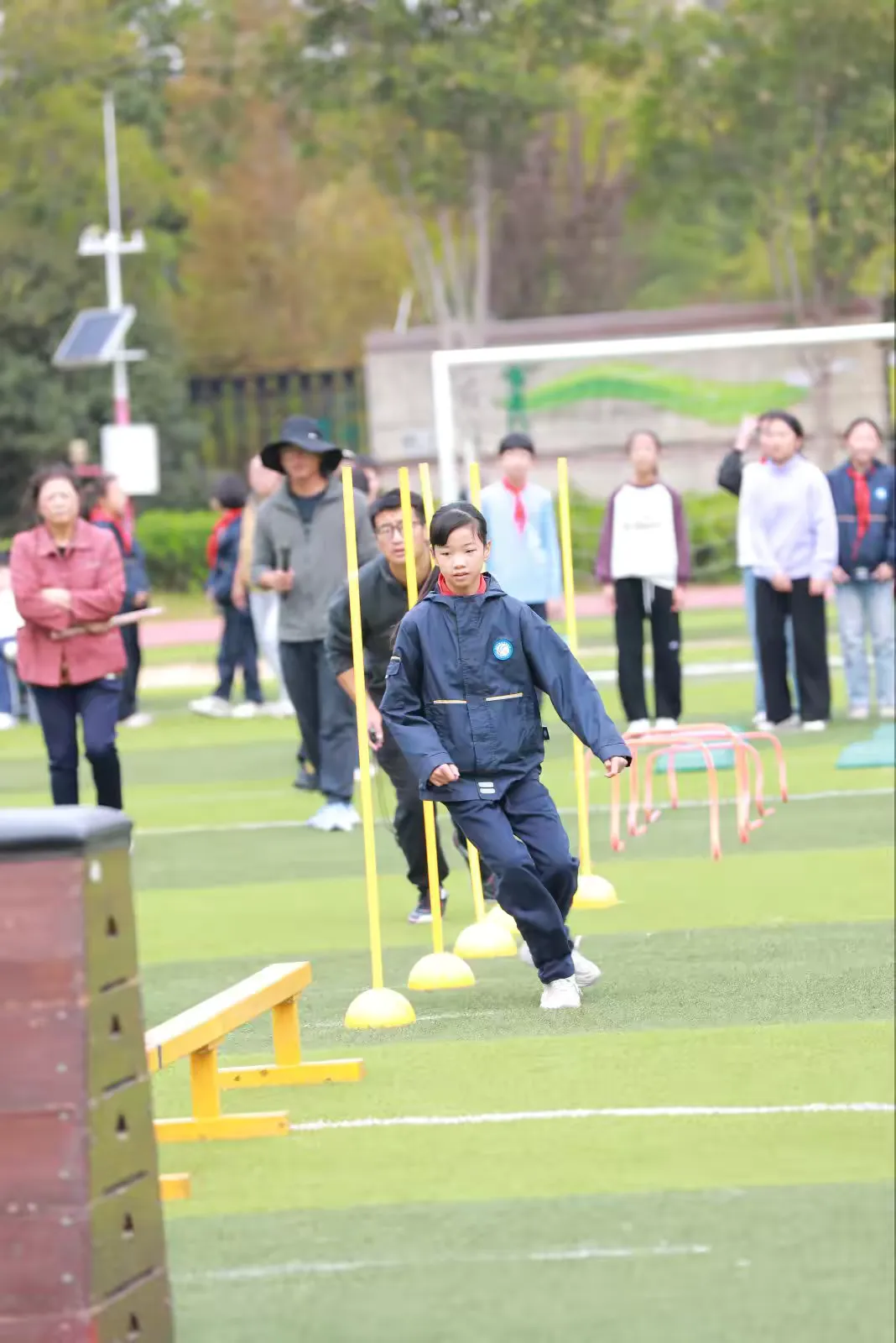 简篇-金秋绘活力,运动绽童年——龙潭中心小学(本部)秋季运动会