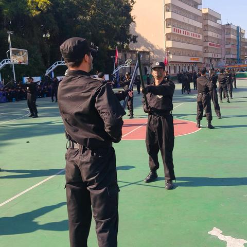 化州市鉴江司法职业学校2024一2025学年度第一学期期末警务技能汇报演练(中)