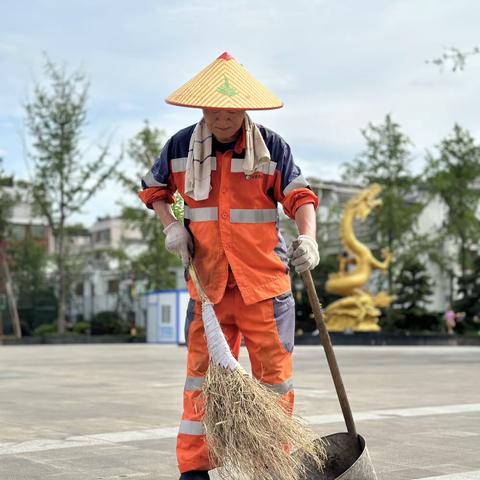 你战高温 我送清凉—— 城南分公司开展夏季送清凉活动