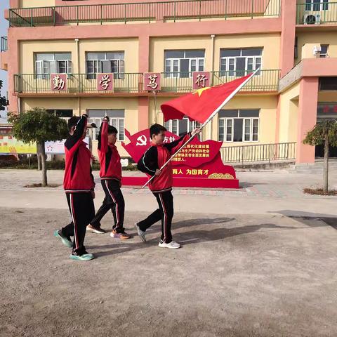 红心向党 梦想起航—丰登坞镇大觉寺教学点建队日少先队入队仪式