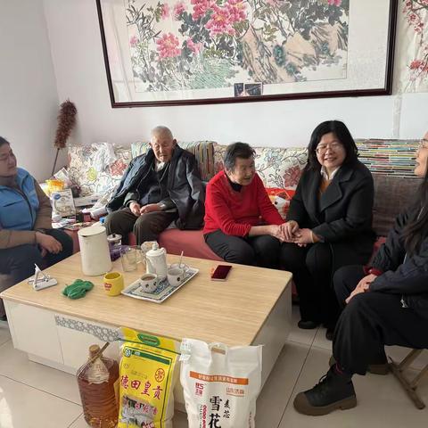 新春慰问送关怀 温情暖意满锦川——锦川社区开展2026年春节走访慰问活动