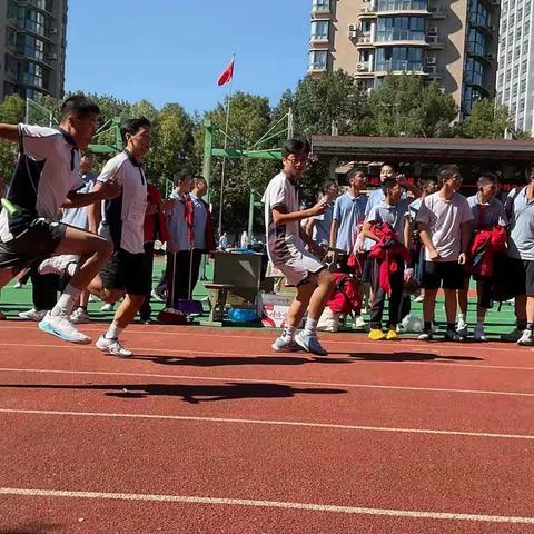 丽水市华侨高级中学高一二班运动会