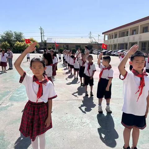 红领巾爱祖国——祁城小学新队员入队仪式