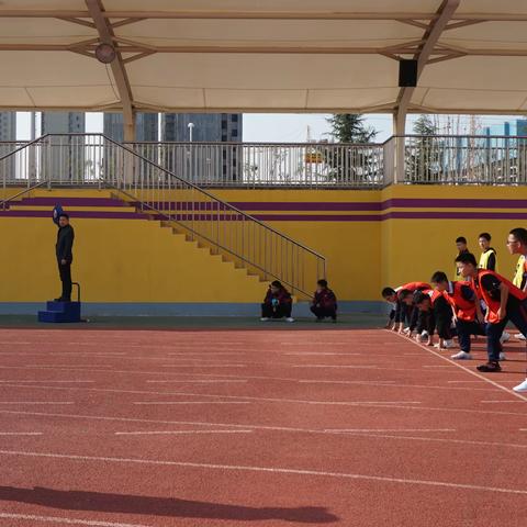 西咸黄冈学校 第四届秋季运动会精彩瞬间