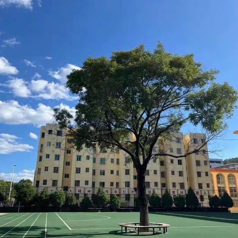 志丹县城关小学三年级“英”韵飞扬 “语”你相约英语口语活动纪实