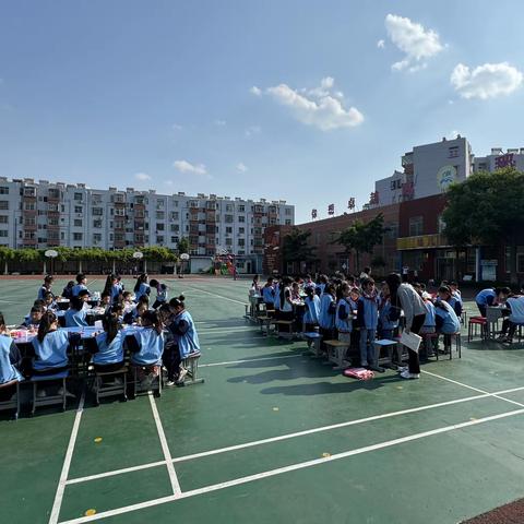 岱道庵小学举行“夏日绘梦、绽放生机”美术系列主题活动
