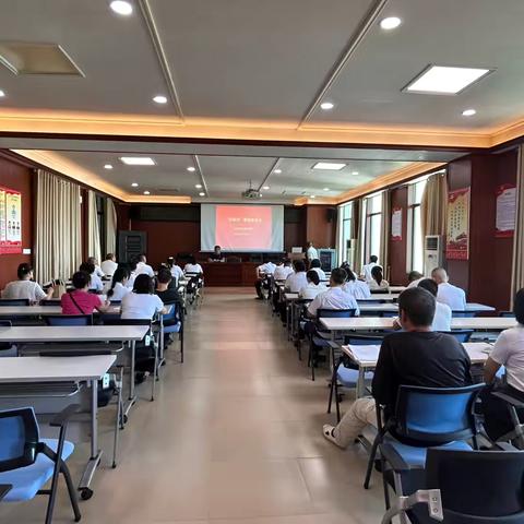 筑牢家庭助廉防线 |三亚市实验中学开展“家庭式”廉政教育会 ‍