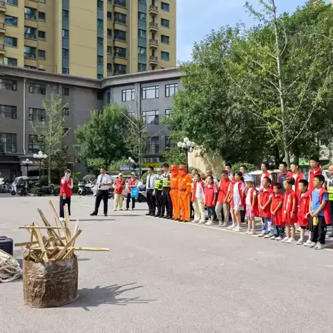 王舍人街道社区社会组织联合会联合恒大城西区社区开展消防安全教育实践活动