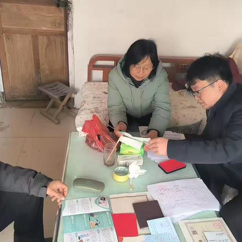 农行暖心入户宣讲，金融服务零距离送到家