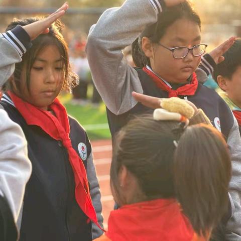 强国复兴有我 ﻿争当新时代好少年 ——大夫营小学少先队入队仪式