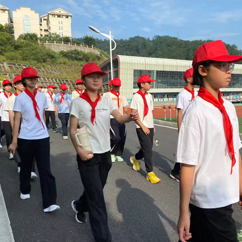 龙岩市第一中学锦山学校七年级（9）班 ‍军训纪实