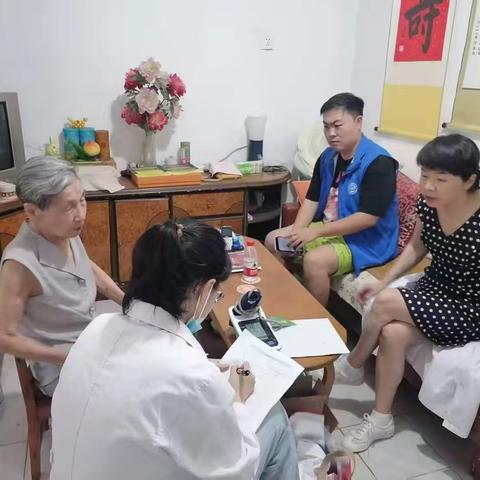 温情守护，健康同行