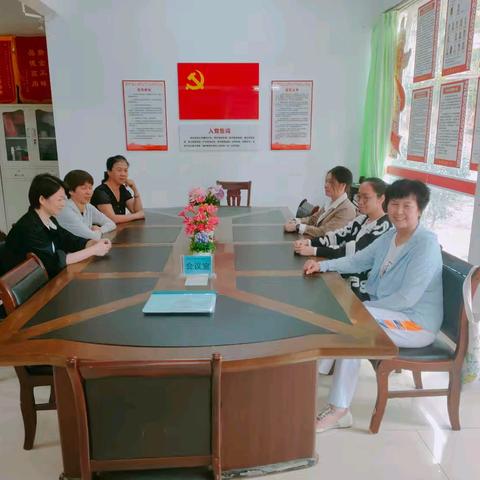 致敬巾帼她力量，勇展巾帼她风采