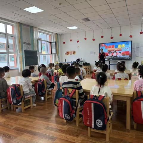 童心颂华诞，萌娃庆国庆——长岭县第一幼儿园中一班国庆节主题活动