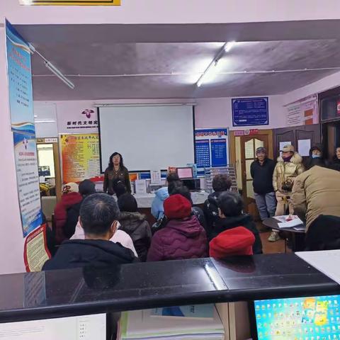 建国街道河广社区开展党的二十届四中全会精神宣讲活动