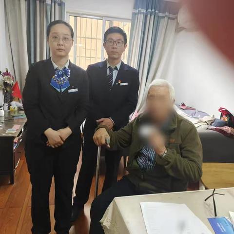 从窗口到床头的空间革命 ——建行杭州华星支行暖心上门服务