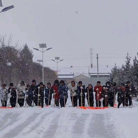 瑞雪丰年—小雪节气                           ——五十家子小学共筑冰雪乐园