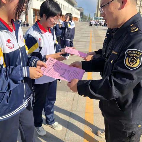 围场满族蒙古族自治县市场监督管理局开展保健食品“五进”宣传活动