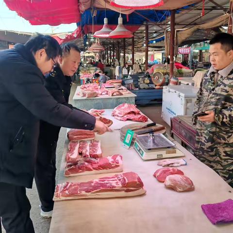 大王市场所对便民市场进行节前督导检查